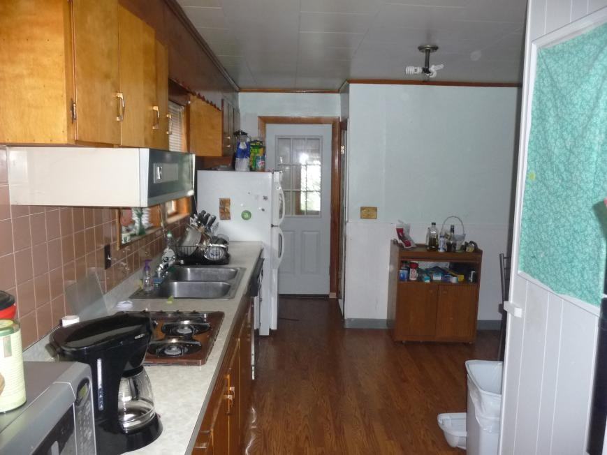 12 Lake St - Photo 3 of 6
