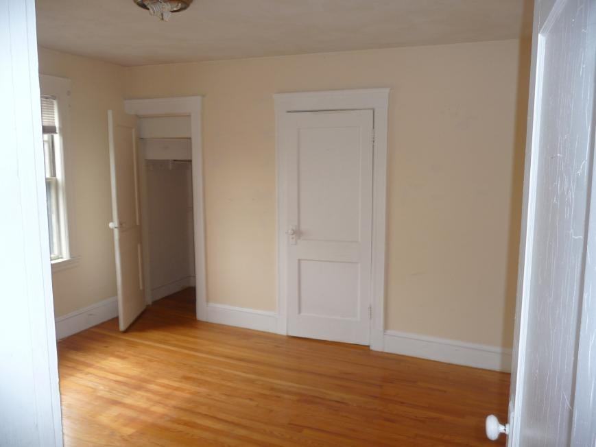 12 Lake St - Photo 4 of 6