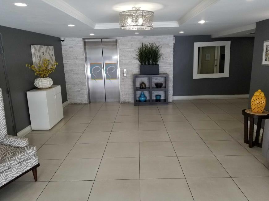 8710 De Soto Ave - Photo 4 of 10