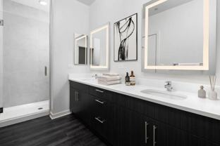 811 W Agatite Ave - Photo 1 of 1