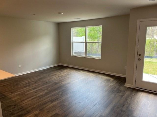 260 Dale Mires Ln - Photo 4 of 15