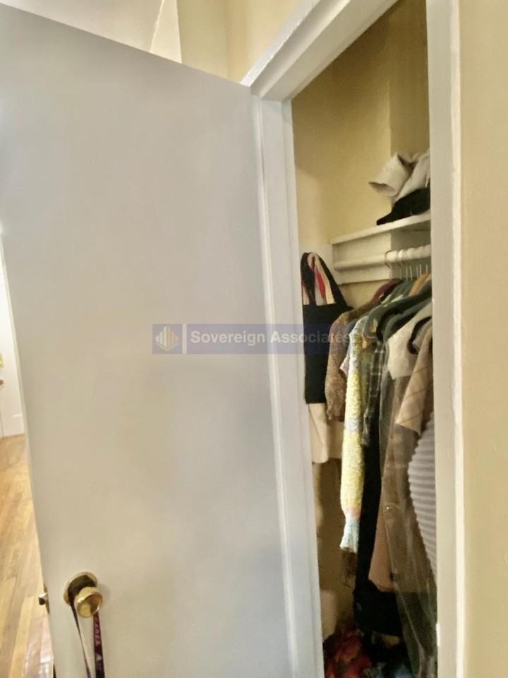 308 W 105th St - Photo 6 of 10