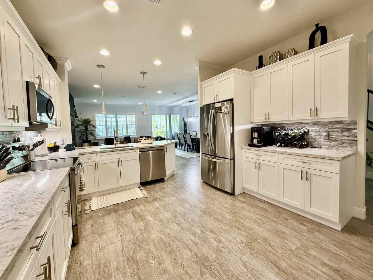 168 Crape Myrtle Ln - Photo 3 of 16