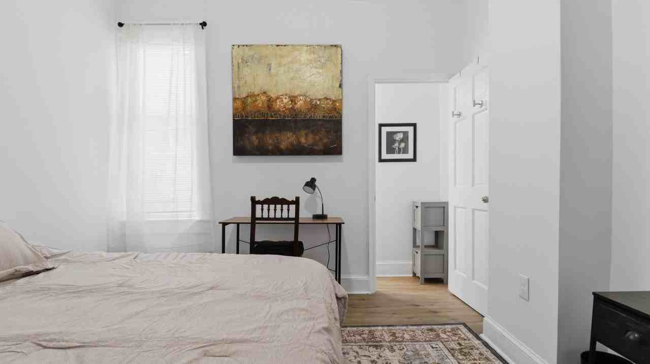W Lanvale St - Photo 7 of 22