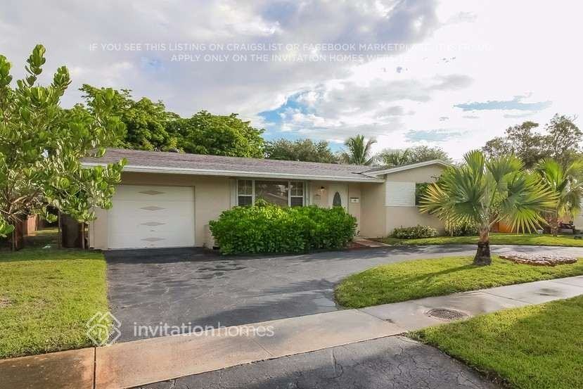 7041 Sw 2nd Ct - Photo 2 of 20