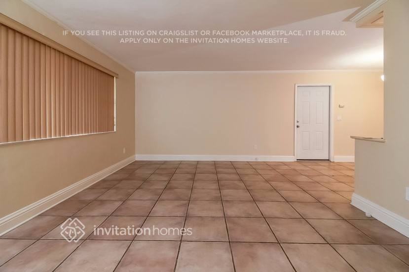 7041 Sw 2nd Ct - Photo 4 of 20
