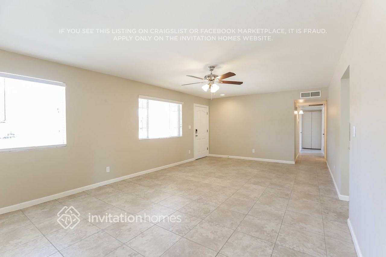 3843 W Bloomfield Rd - Photo 2 of 13