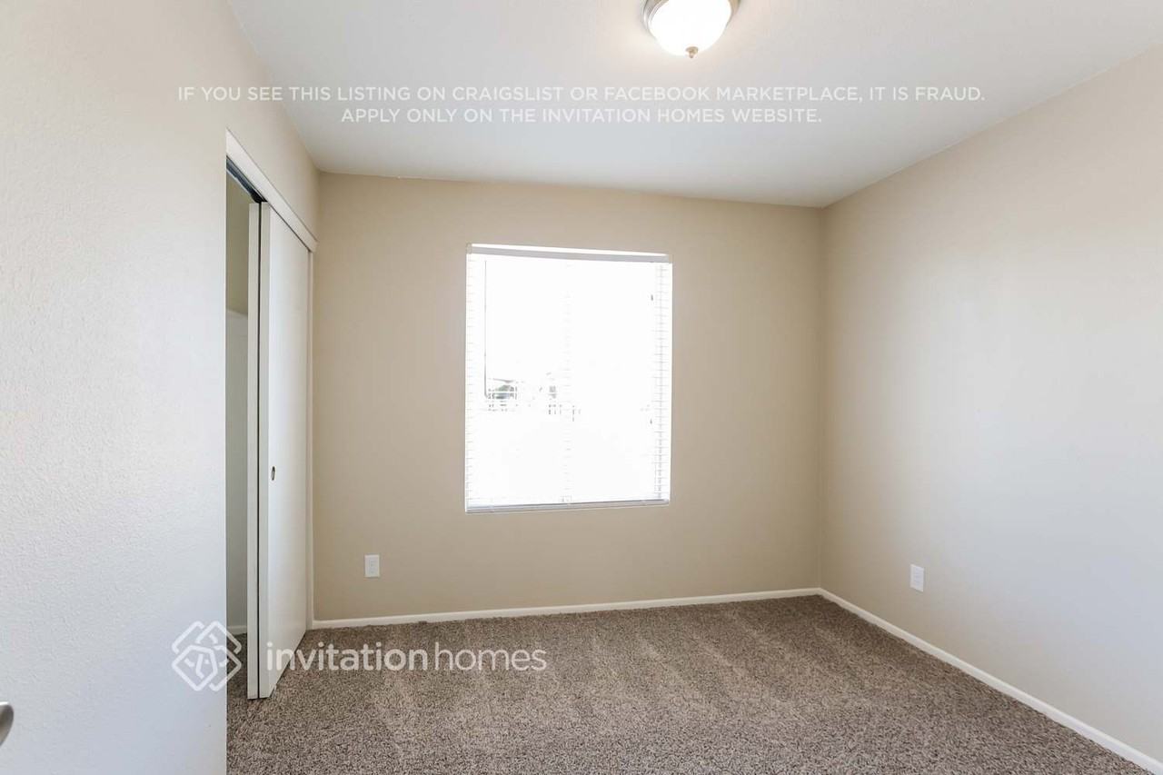 3843 W Bloomfield Rd - Photo 6 of 13