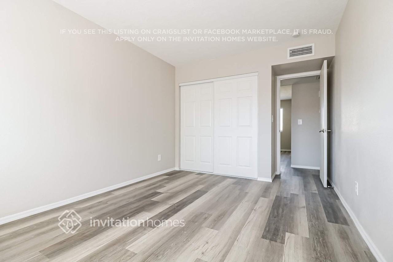 8937 W Malapai Dr - Photo 7 of 12