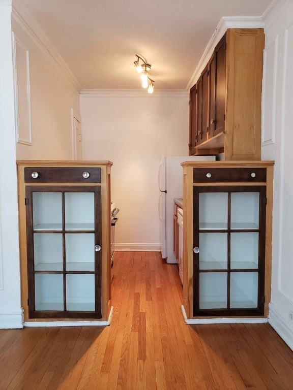 1601 W Thome Ave #2E - Photo 3 of 5