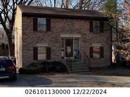 featured image of 418 Lyndon Ln #1
