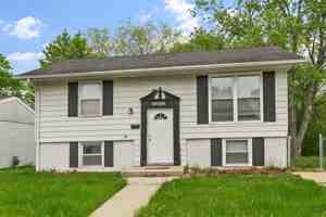 featured image of 22015 E Churchill Dr #1