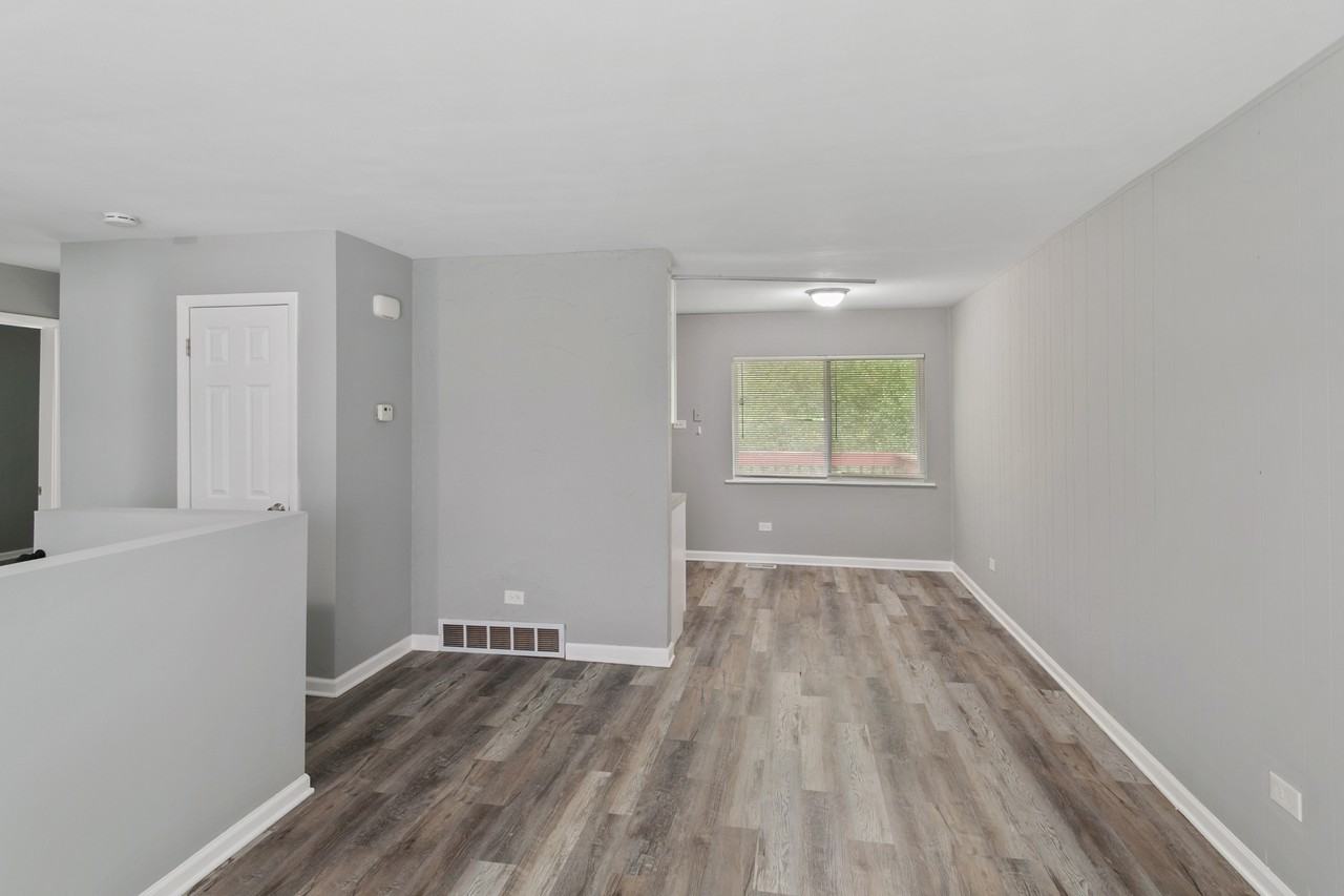 22015 E Churchill Dr #1 - Photo 5 of 13