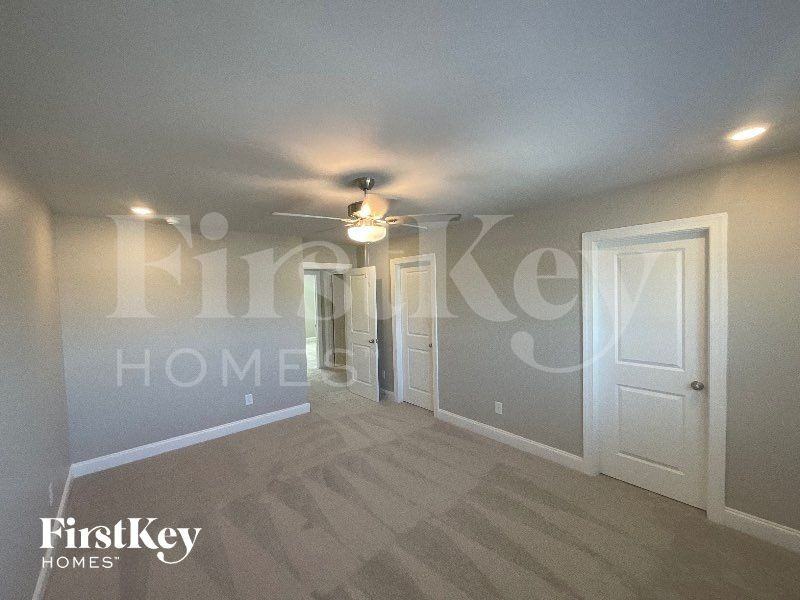 776 Lightrail Dr - Photo 5 of 10