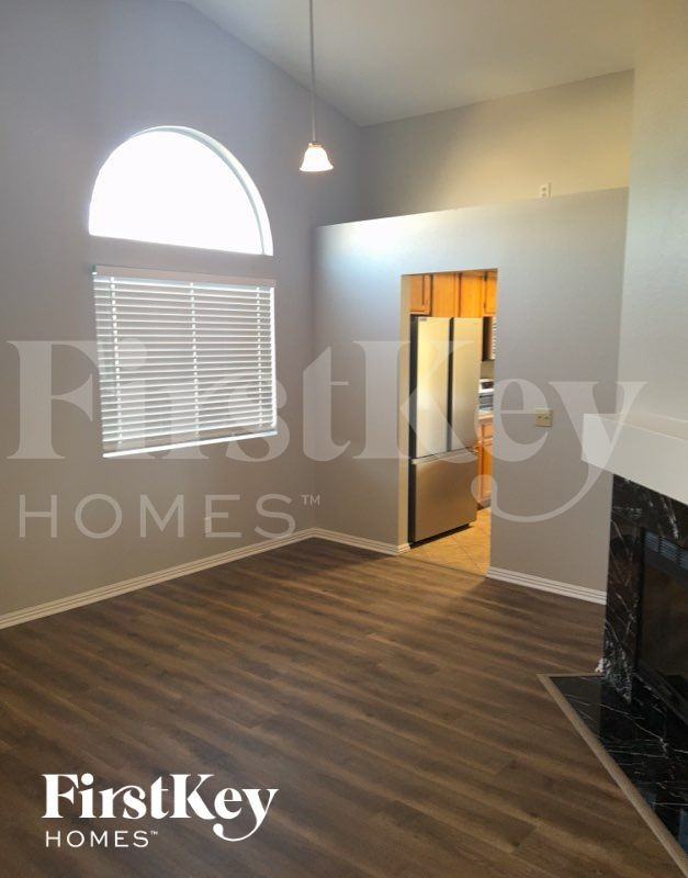 5877 Cherry Falls Ct - Photo 2 of 14