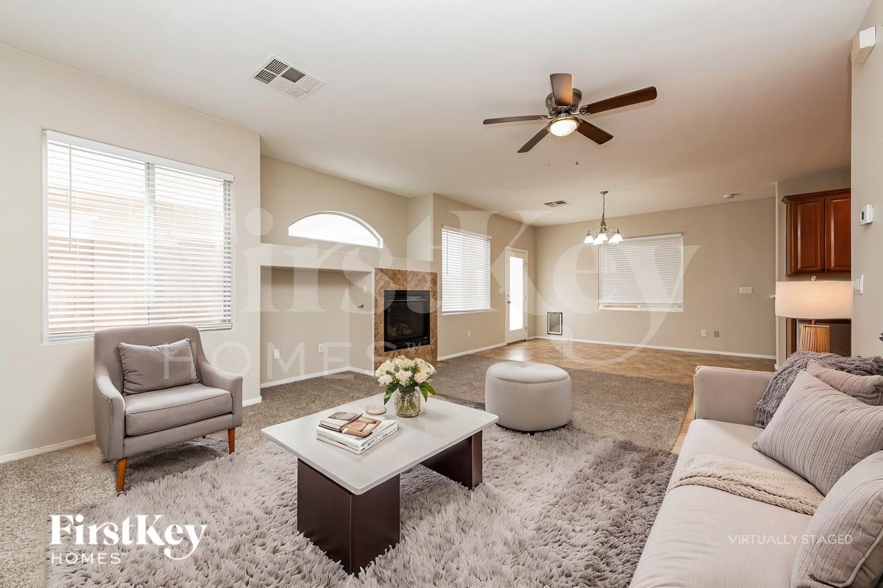 9329 Colorful Rainbow Ave - Photo 3 of 19