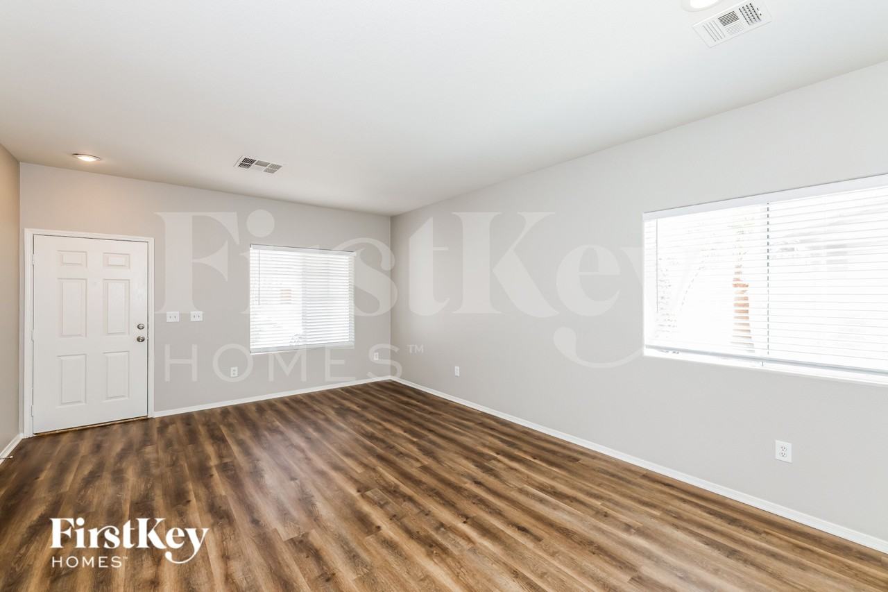 4213 San Rocco Ct - Photo 4 of 19
