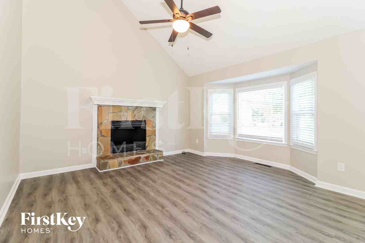 197 Brentwood Dr - Photo 5 of 16