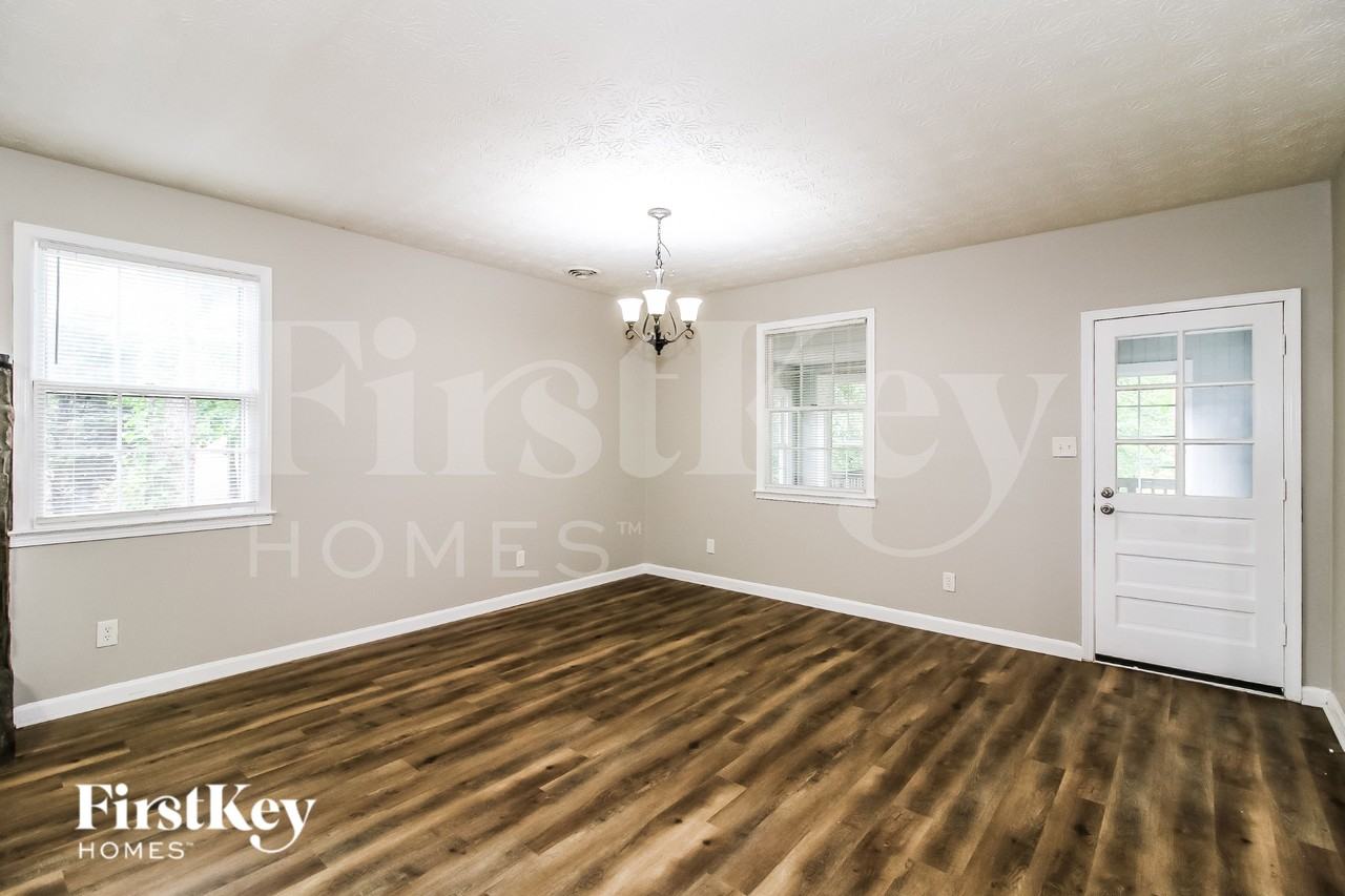 165 Fireside Way - Photo 5 of 19