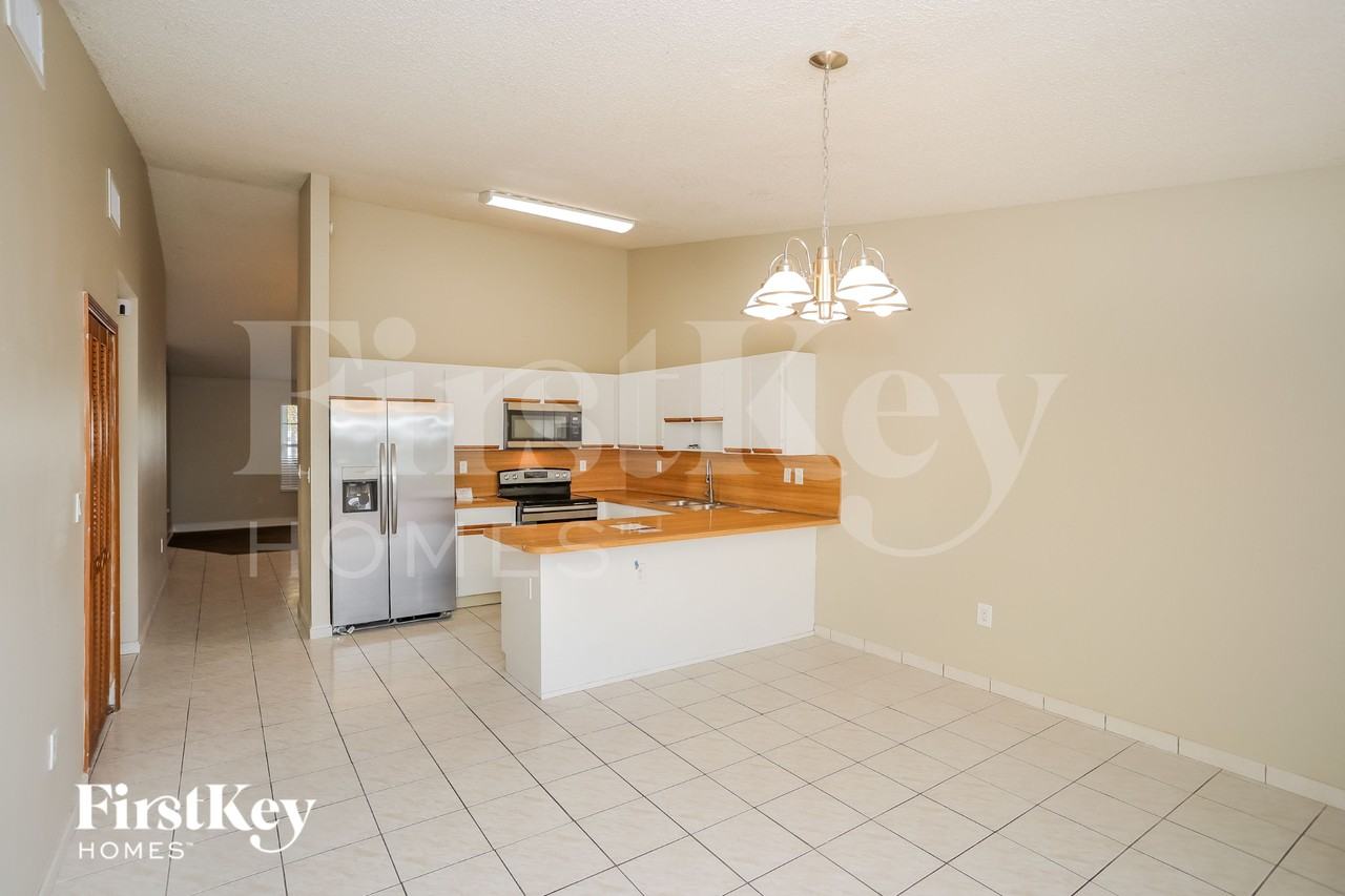14979 Sw 63rd St - Photo 6 of 15