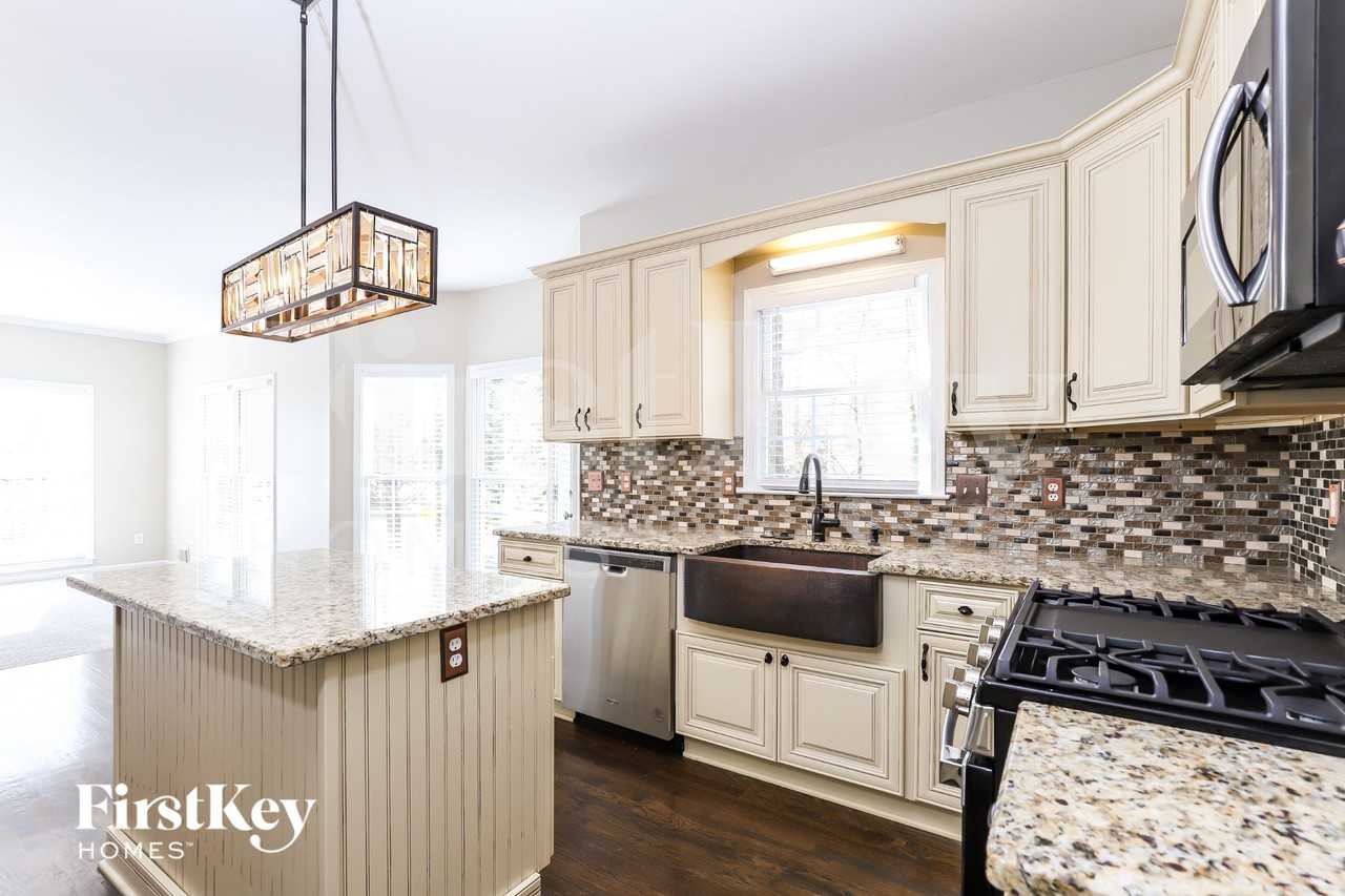 797 Rockfount Way - Photo 5 of 15