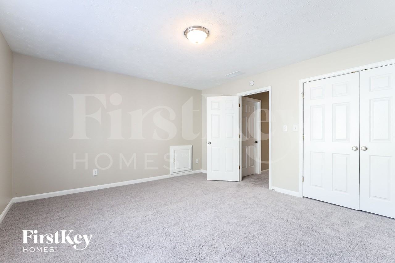 797 Rockfount Way - Photo 7 of 15