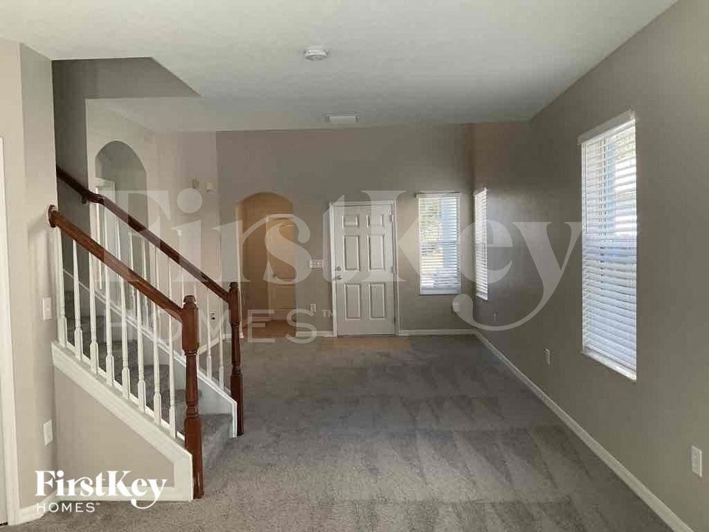 10108 Perthshire Cir - Photo 2 of 11