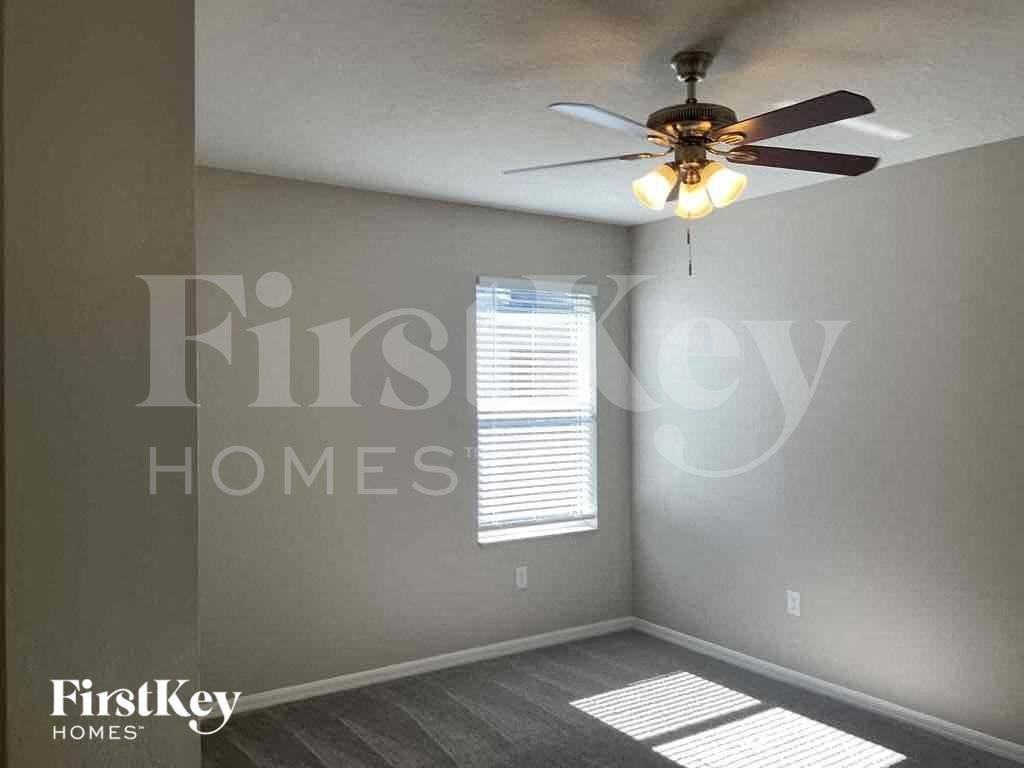 10108 Perthshire Cir - Photo 5 of 11