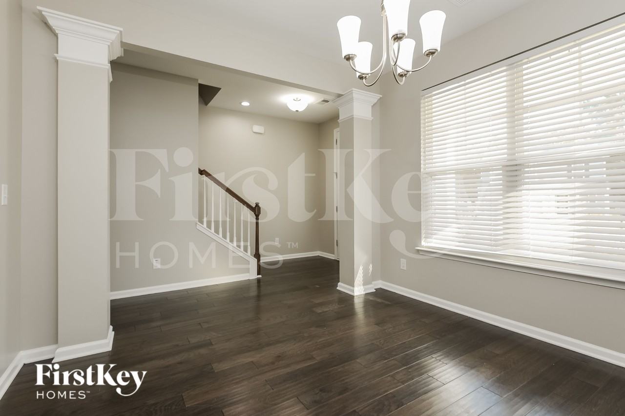 413 Rivers Row Dr - Photo 4 of 15