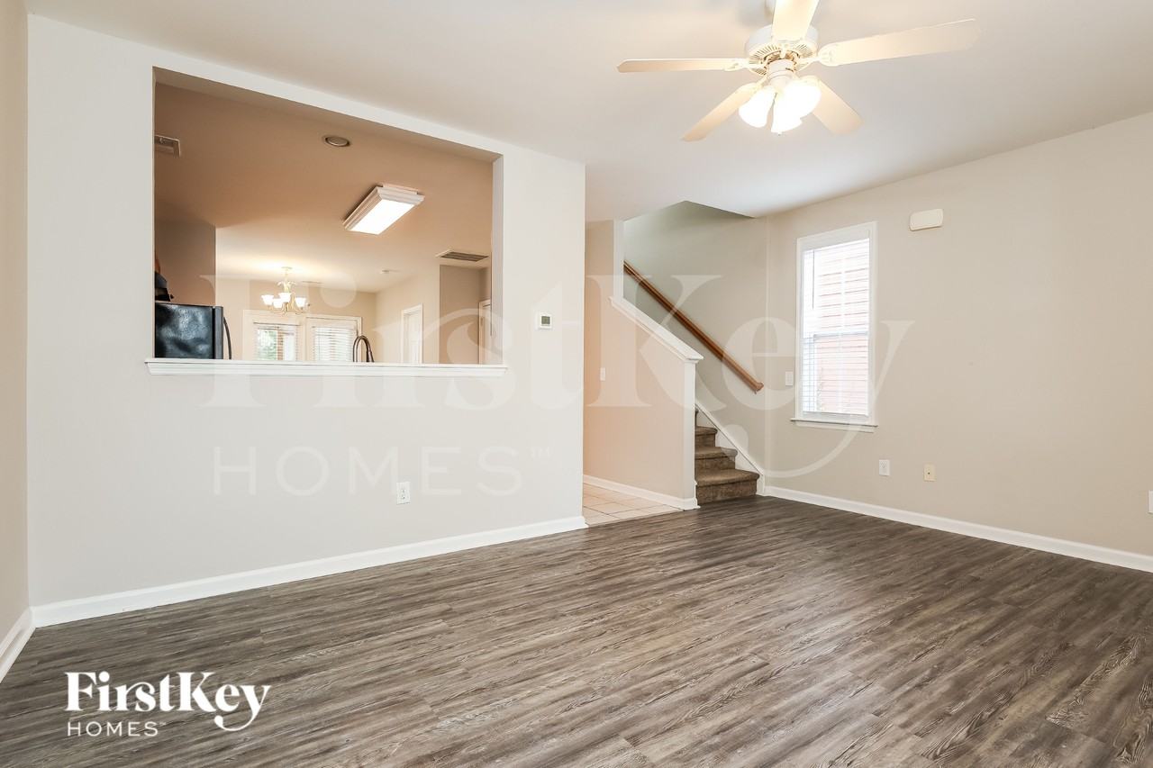 405 Verbena Ave - Photo 5 of 16