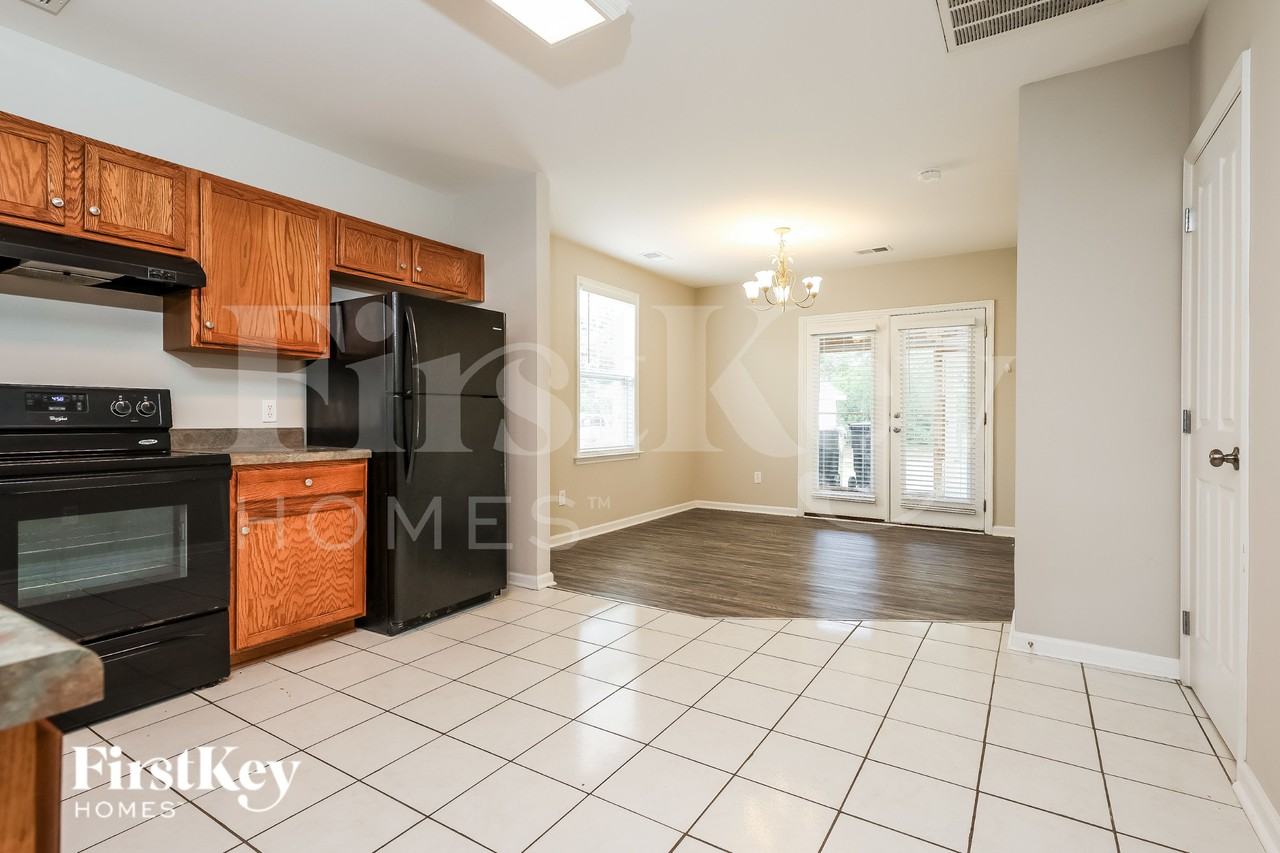 405 Verbena Ave - Photo 7 of 16