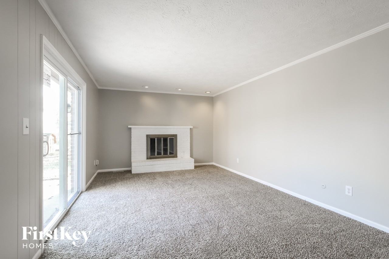 8141 Warbler Way - Photo 2 of 15