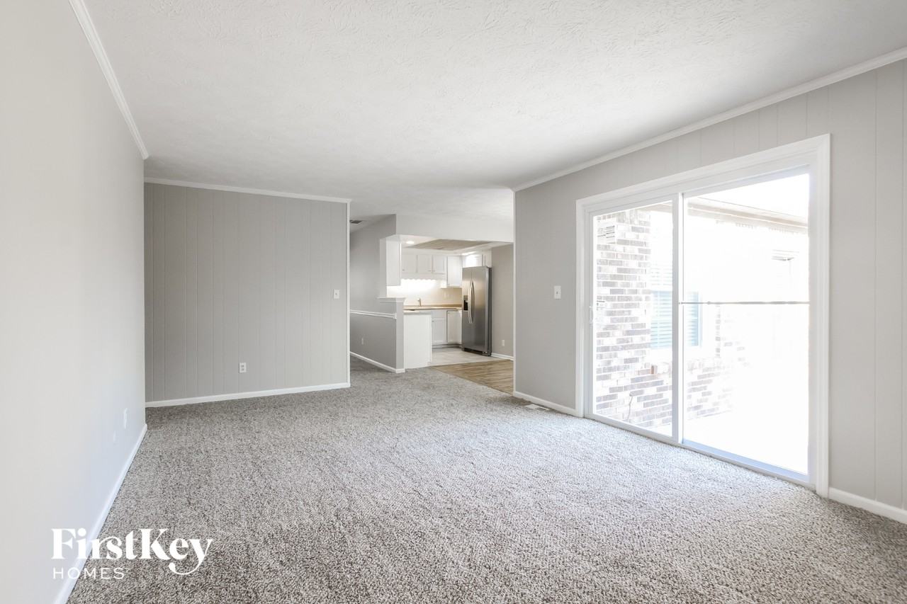 8141 Warbler Way - Photo 3 of 15
