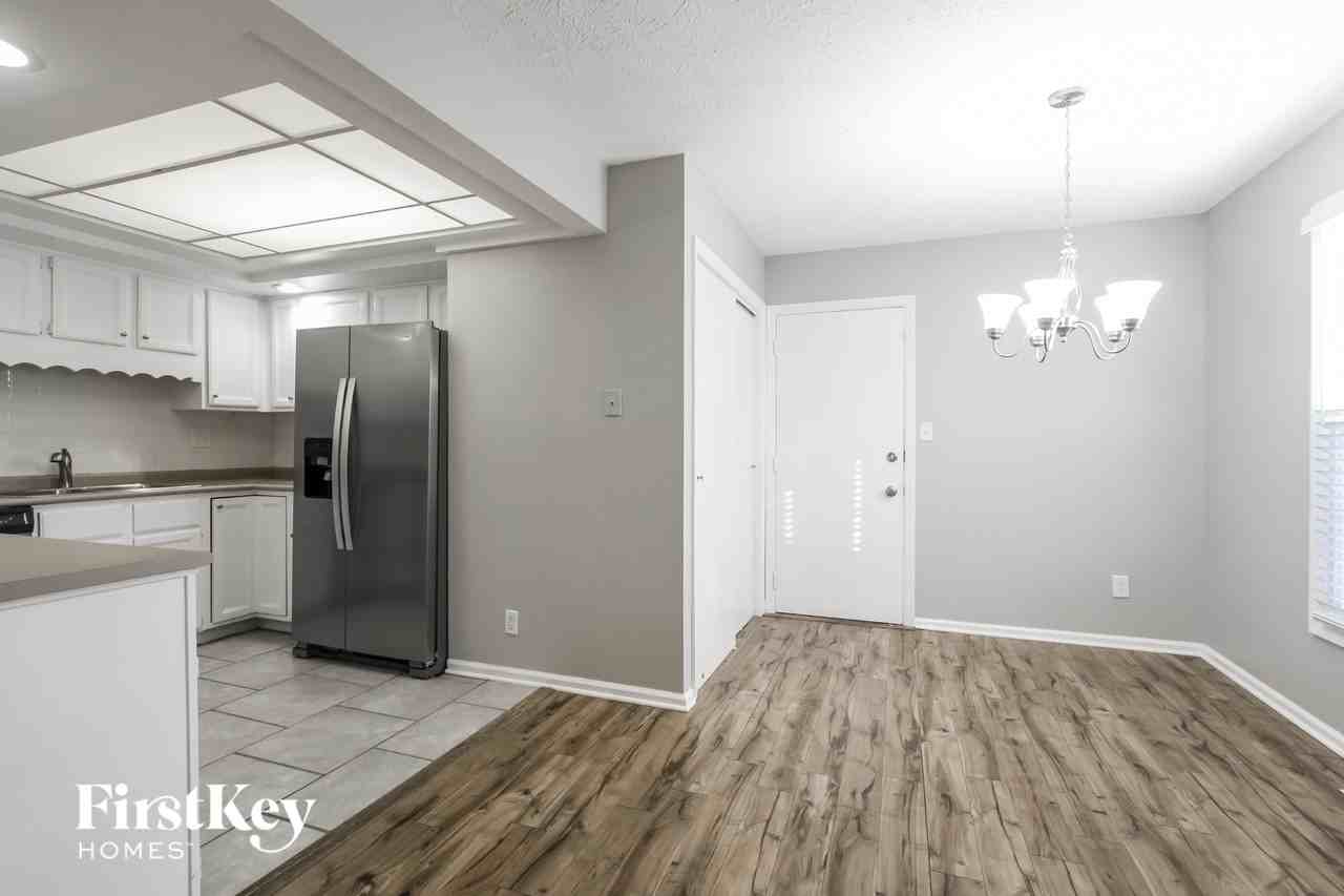 8141 Warbler Way - Photo 5 of 15
