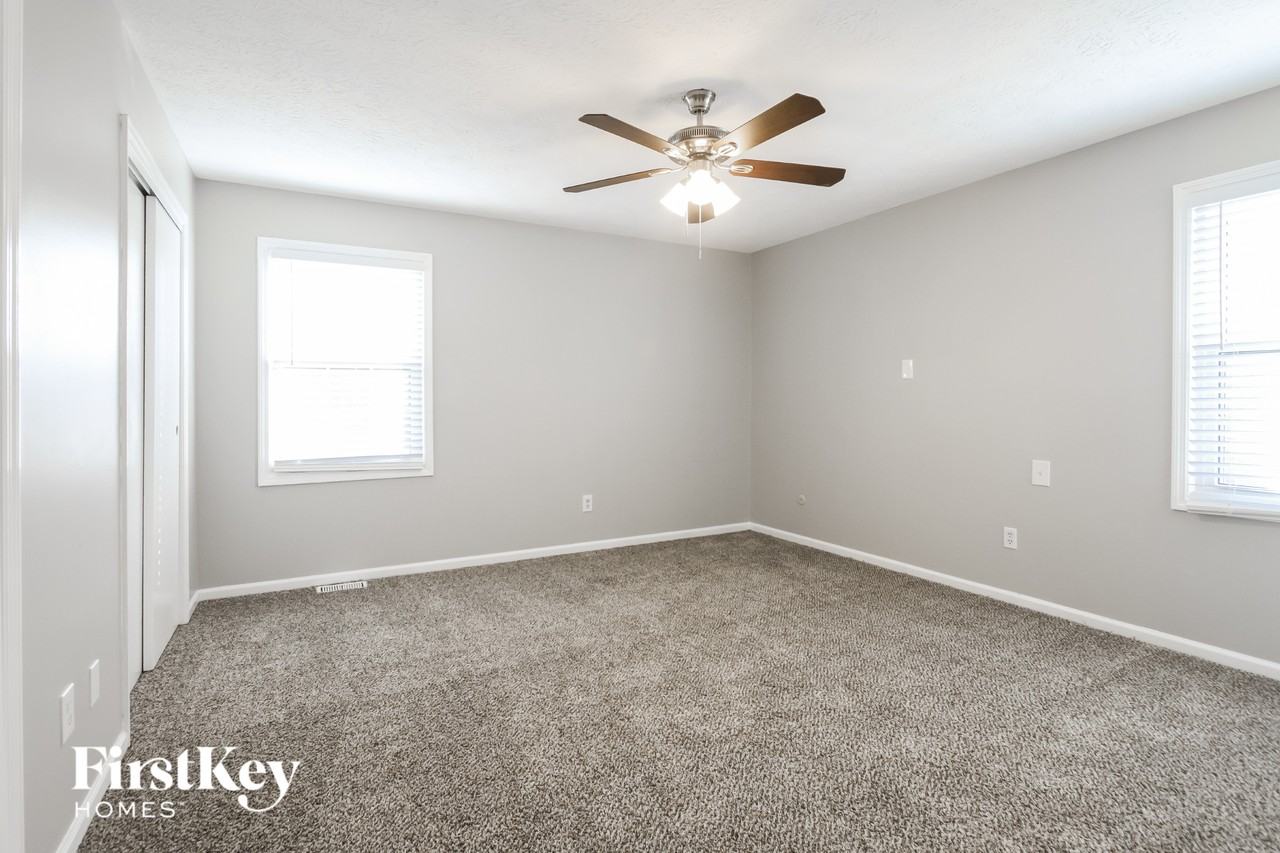 8141 Warbler Way - Photo 7 of 15