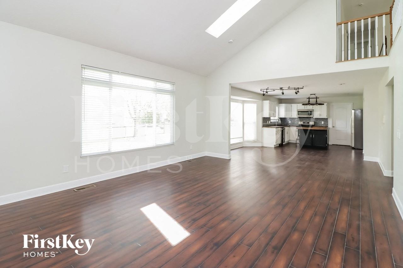 1249 Timber Ridge Ct - Photo 7 of 15