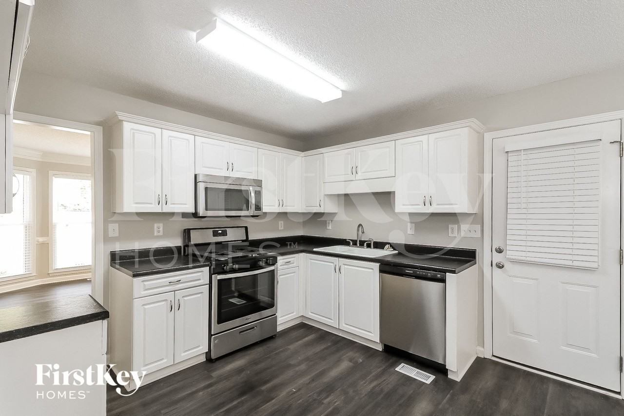20 Abbey Ln - Photo 6 of 15