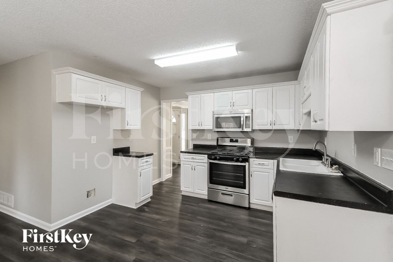 20 Abbey Ln - Photo 7 of 15