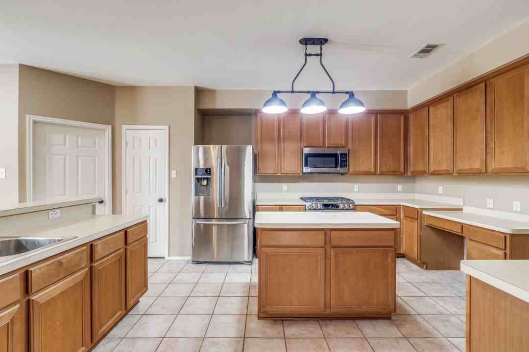 5857 Chatham Ln #1 - Photo 5 of 20