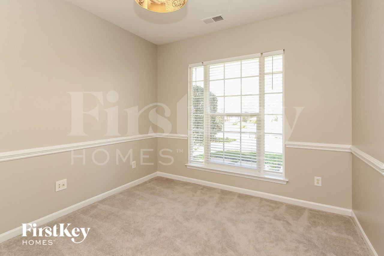 133 Autry Ave - Photo 4 of 14