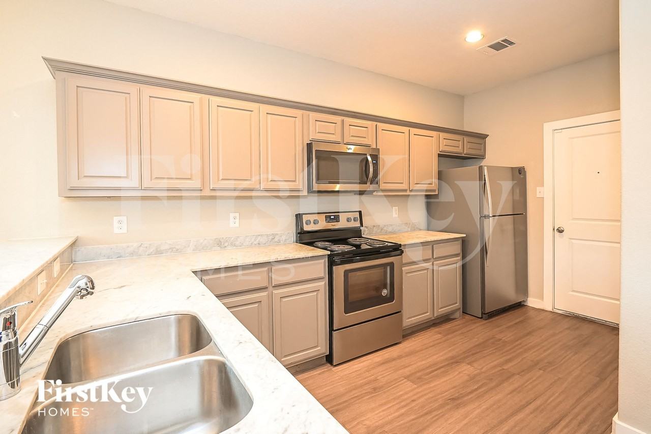 9951 Rio Doso Dr - Photo 5 of 15