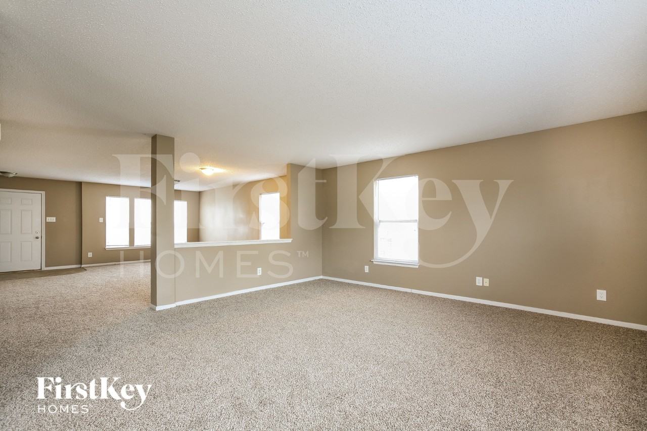 9235 W Rising Sun Dr - Photo 5 of 16