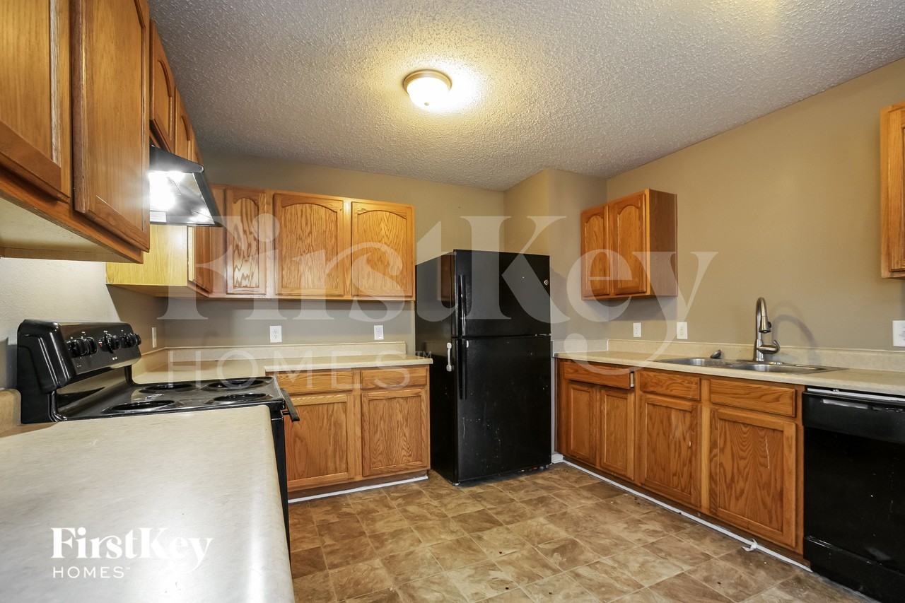 9235 W Rising Sun Dr - Photo 7 of 16