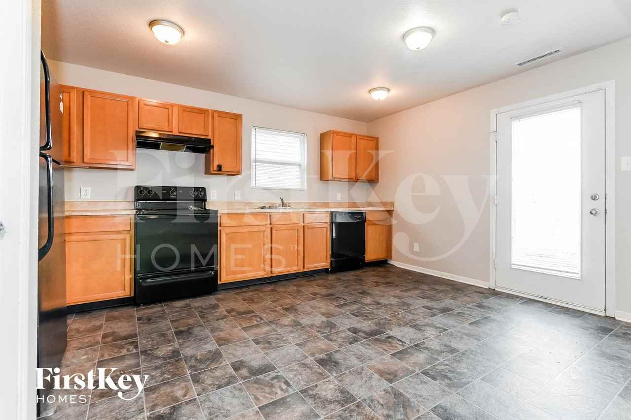 8624 Hosta Way - Photo 6 of 15