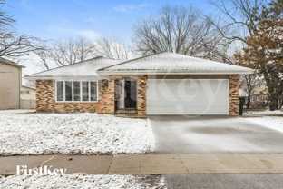 831 Hamlin Ave - Photo 1 of 1
