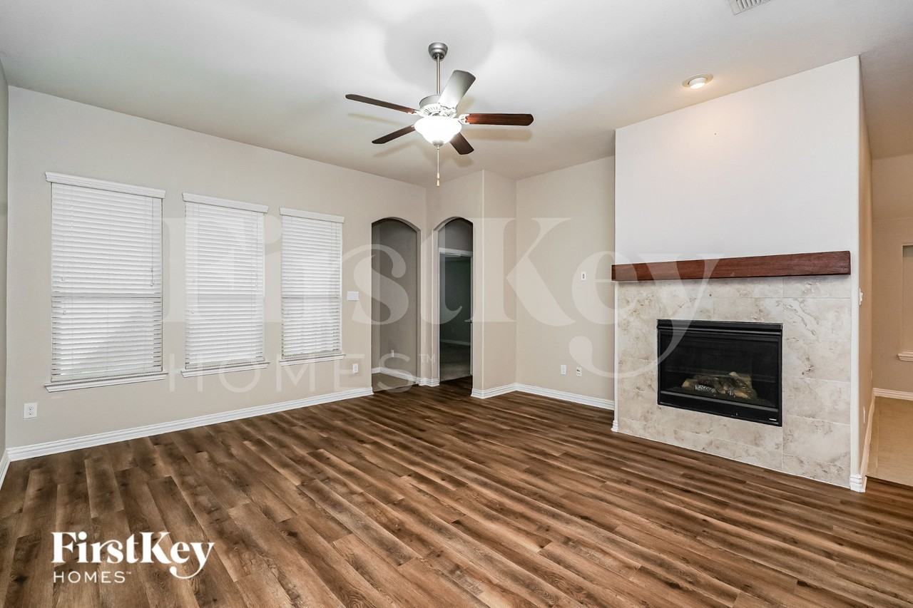 805 Joaquin Way - Photo 2 of 19