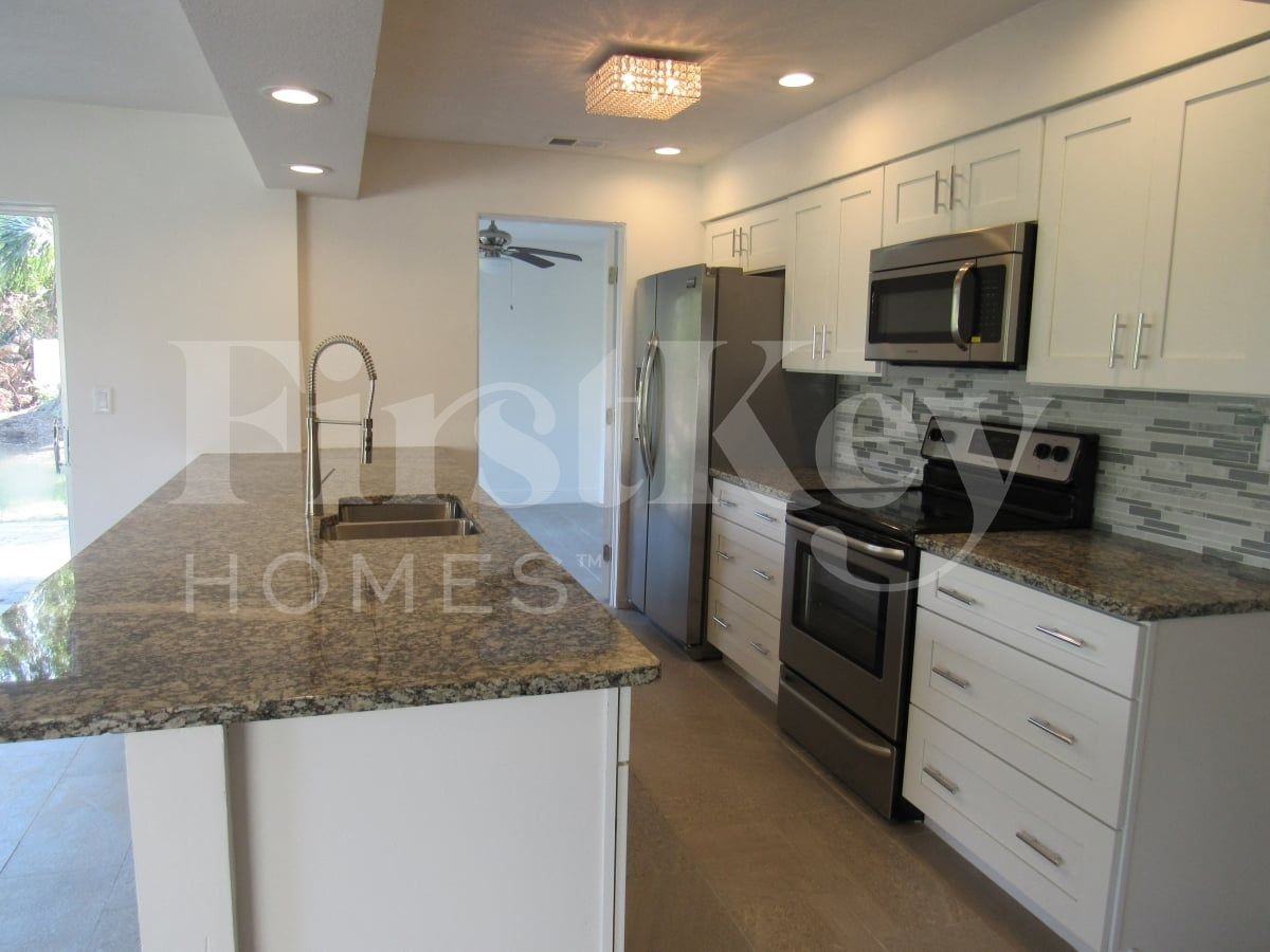 7347 Barragan Rd - Photo 4 of 13
