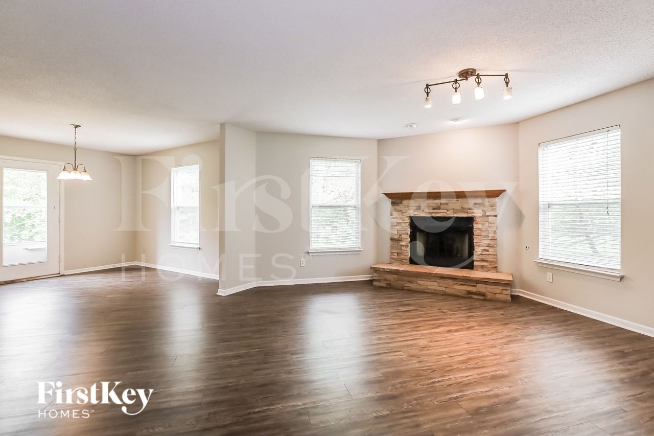 6318 Cascade Cir - Photo 3 of 19