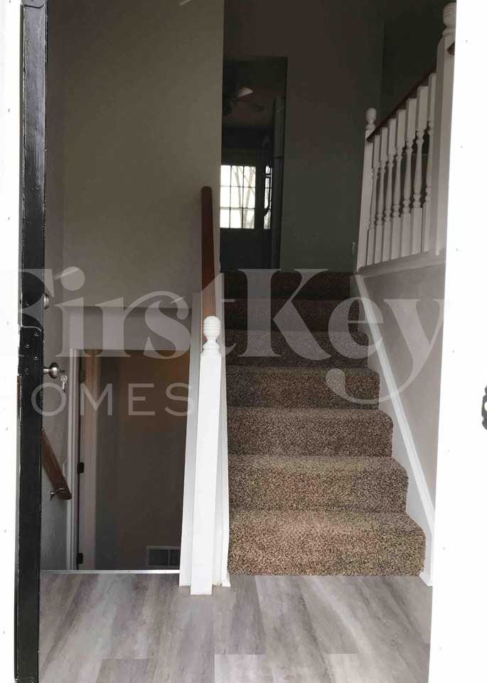 6019 Tridale Ct - Photo 3 of 24