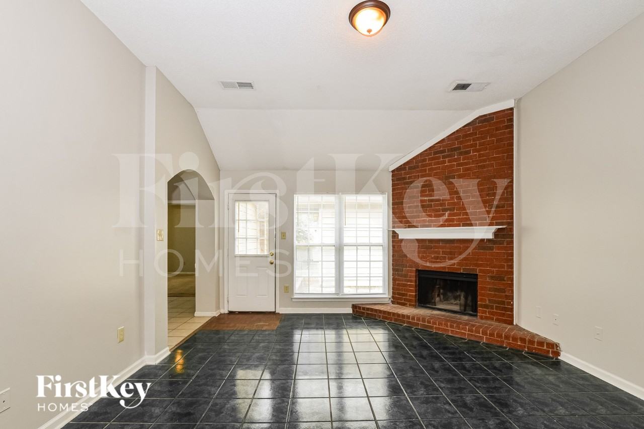 5367 Bare Oak Dr - Photo 2 of 19
